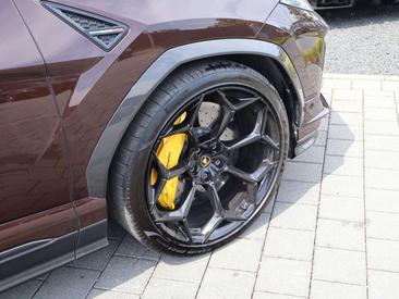 Lamborghini Urus Performante — photo 35