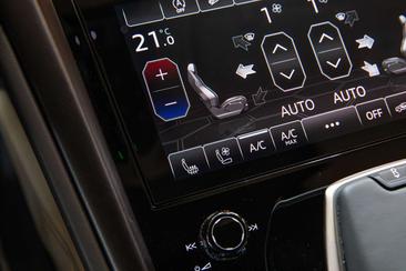 Lamborghini Urus S — photo 14