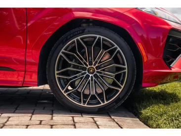 Lamborghini Urus S Urus SE — photo 9