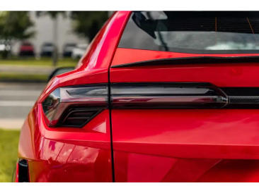 Lamborghini Urus S Urus Performante — photo 11