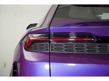Lamborghini Urus Urus SE — photo 19