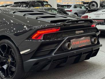 Lamborghini Huracán EVO — photo 9