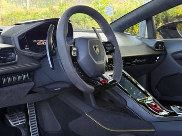 Lamborghini Huracán EVO — photo 24