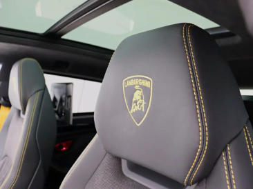 Lamborghini Urus Urus SE — photo 27