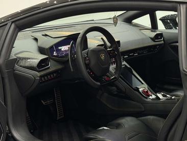 Lamborghini Huracán EVO — photo 15