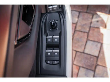 Lamborghini Urus S Urus SE — photo 18