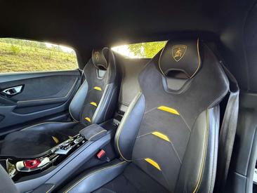 Lamborghini Huracán EVO — photo 39