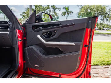 Lamborghini Urus S Urus SE — photo 32