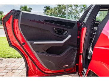 Lamborghini Urus S Urus SE — photo 35