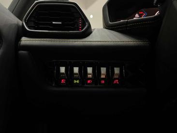 Lamborghini Huracán EVO — photo 33