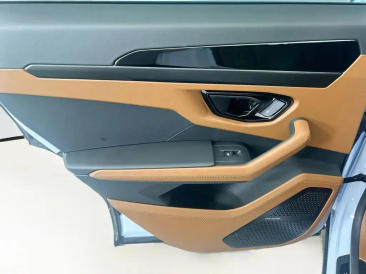 Lamborghini Urus S Urus SE — photo 25