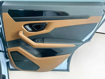 Lamborghini Urus S Urus SE — photo 26