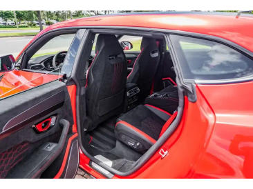 Lamborghini Urus S Urus Performante — photo 43