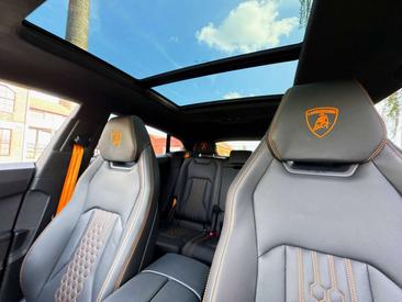 Lamborghini Urus SE — photo 50