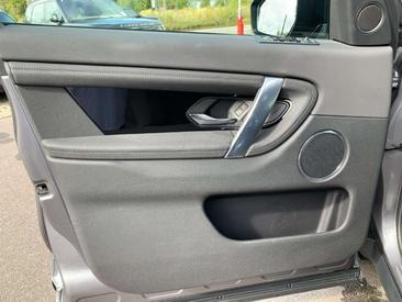 Land Rover Discovery Sport D200 — photo 15