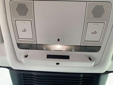 Land Rover Discovery Sport D200 — photo 19