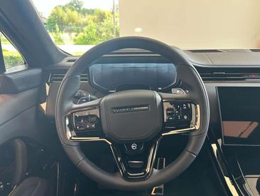 Land Rover Range Rover Sport SV — photo 9