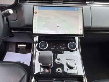 Land Rover Range Rover Sport D300 — photo 12