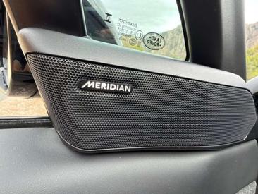 Land Rover Range Rover Sport D300 — photo 16