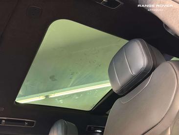 Land Rover Range Rover Sport P550e — photo 12