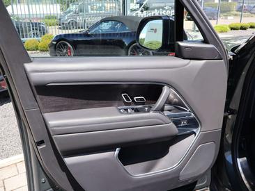 Land Rover Range Rover D350 — photo 10