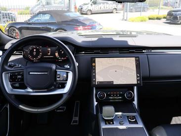 Land Rover Range Rover D350 — photo 22