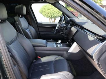 Land Rover Range Rover D350 — photo 29