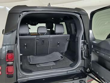 Land Rover Defender 110 D200 — photo 12