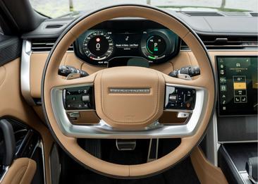 Land Rover Range Rover P550e — photo 15
