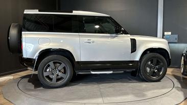 Land Rover Defender D300 — photo 5