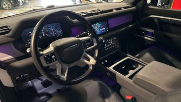 Land Rover Defender D300 — photo 11