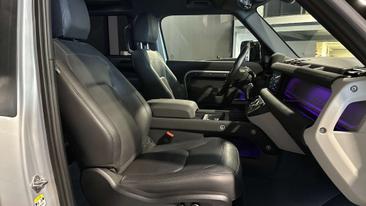 Land Rover Defender D300 — photo 15