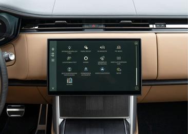Land Rover Range Rover P550e — photo 30