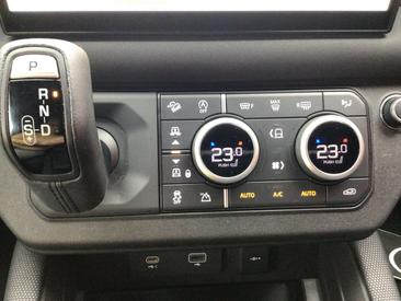 Land Rover Defender 110 75th Anniversary Edition — photo 8