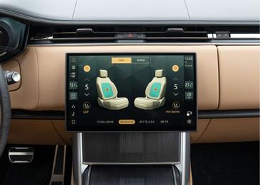 Land Rover Range Rover P550e — photo 32