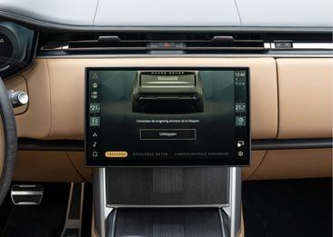 Land Rover Range Rover P550e — photo 34