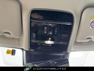 Land Rover Range Rover D250 — photo 34