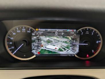 Land Rover Range Rover Velar D200 — photo 12