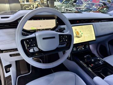 Land Rover Range Rover P530 — photo 9