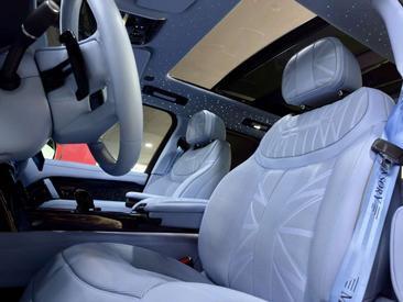 Land Rover Range Rover P530 — photo 12