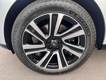 Land Rover Range Rover P460e — photo 6