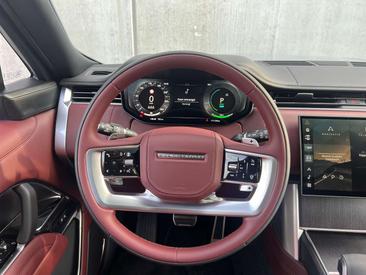 Land Rover Range Rover P460e — photo 9