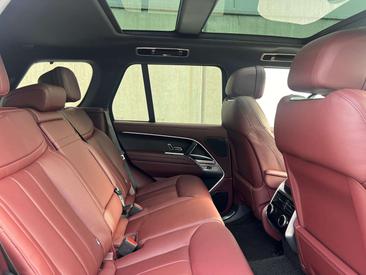 Land Rover Range Rover P460e — photo 12