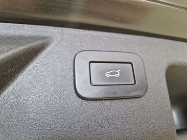 Land Rover Discovery Sport D165 — photo 18