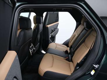 Land Rover Range Rover Sport P550e — photo 11