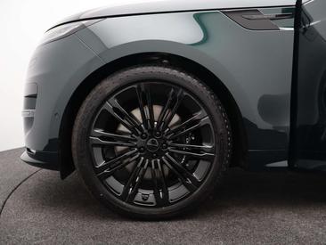 Land Rover Range Rover Sport P550e — photo 13