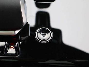 Land Rover Range Rover Sport P550e — photo 16