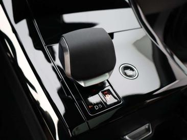 Land Rover Range Rover Sport P550e — photo 17