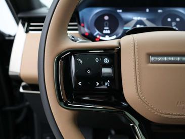 Land Rover Range Rover Sport P550e — photo 18