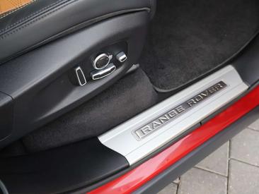 Land Rover Range Rover Sport SVR — photo 39
